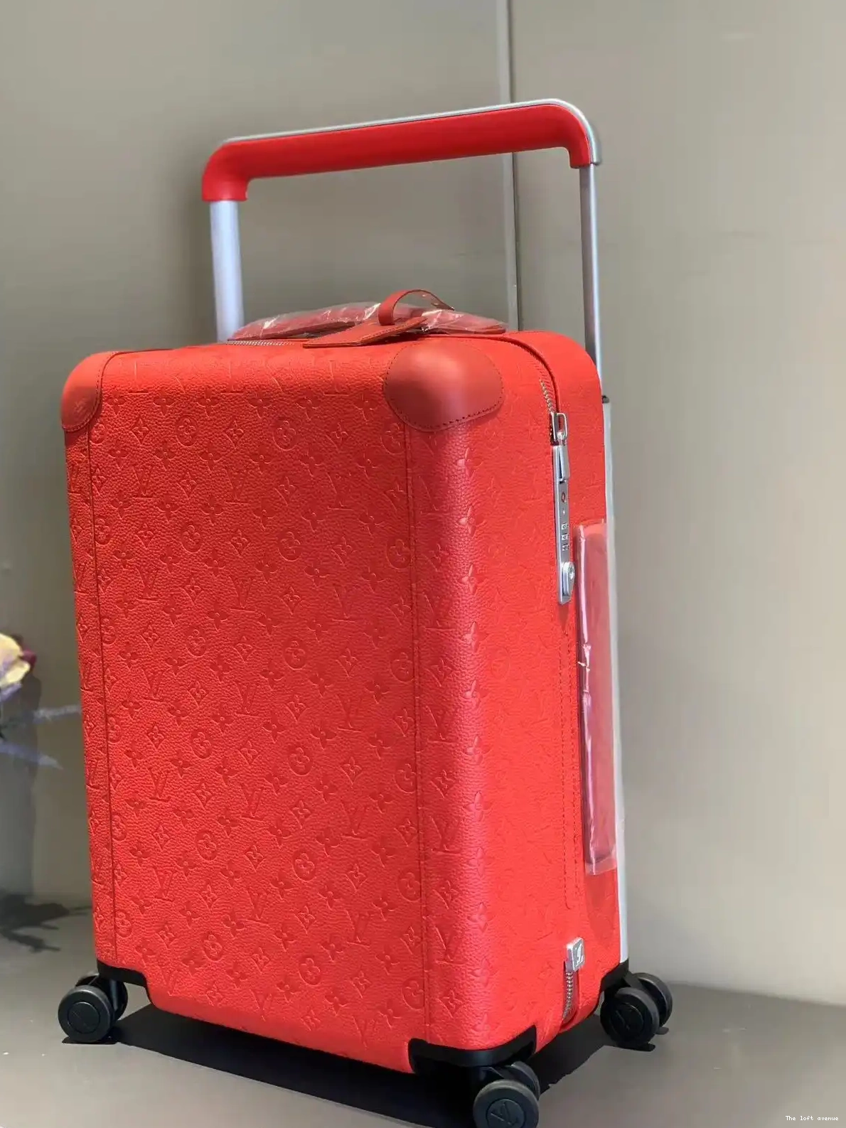 CUSTOM 55 SUITCASE HORIZON 37L TAURILLON RED 0611